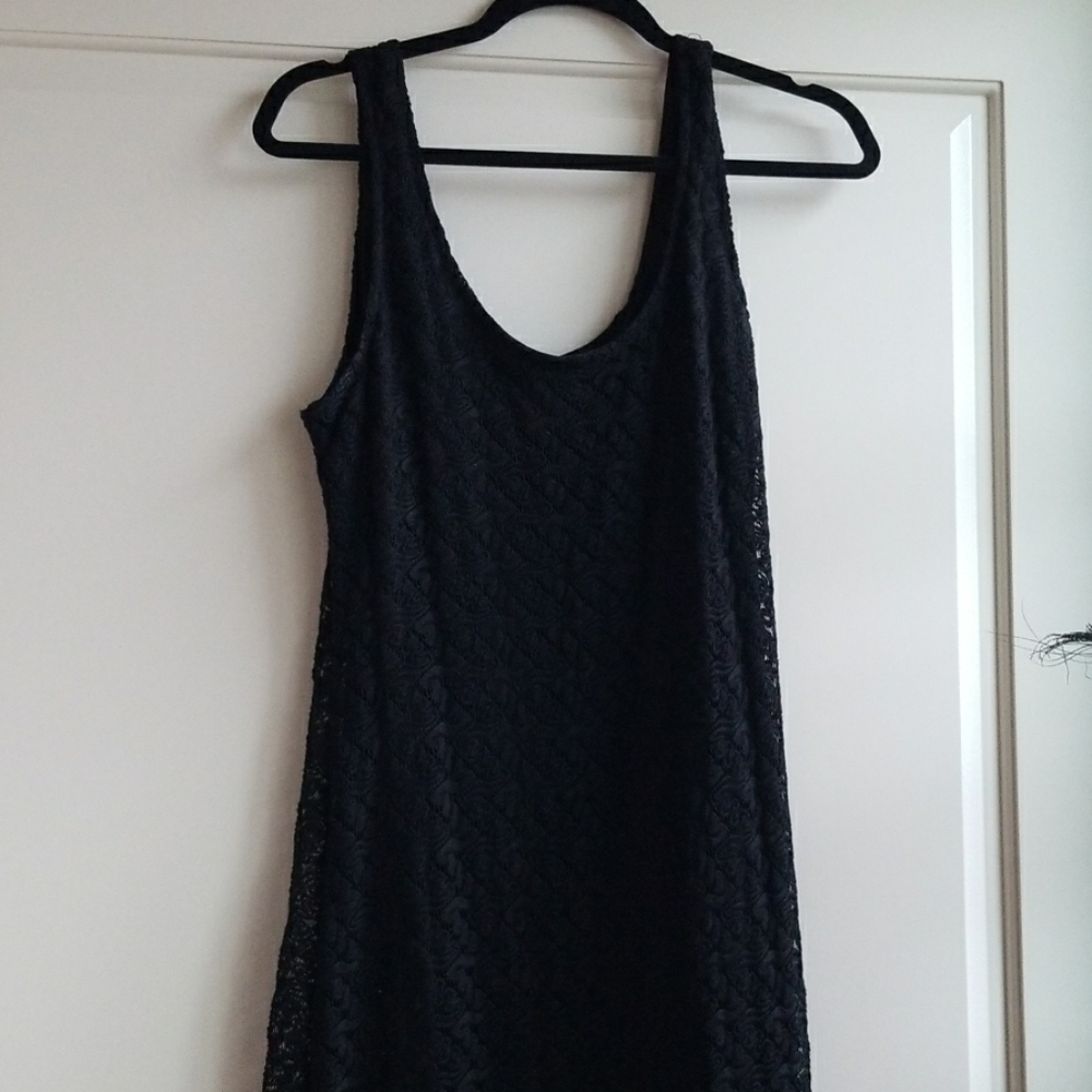 Dress - Picture 2 of 4